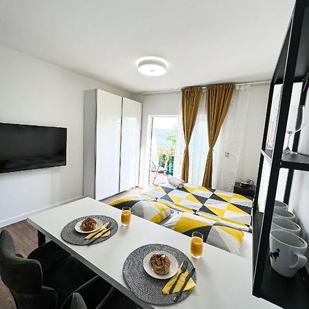 San-Studio Apartment ドゥギ・ラット エクステリア 写真