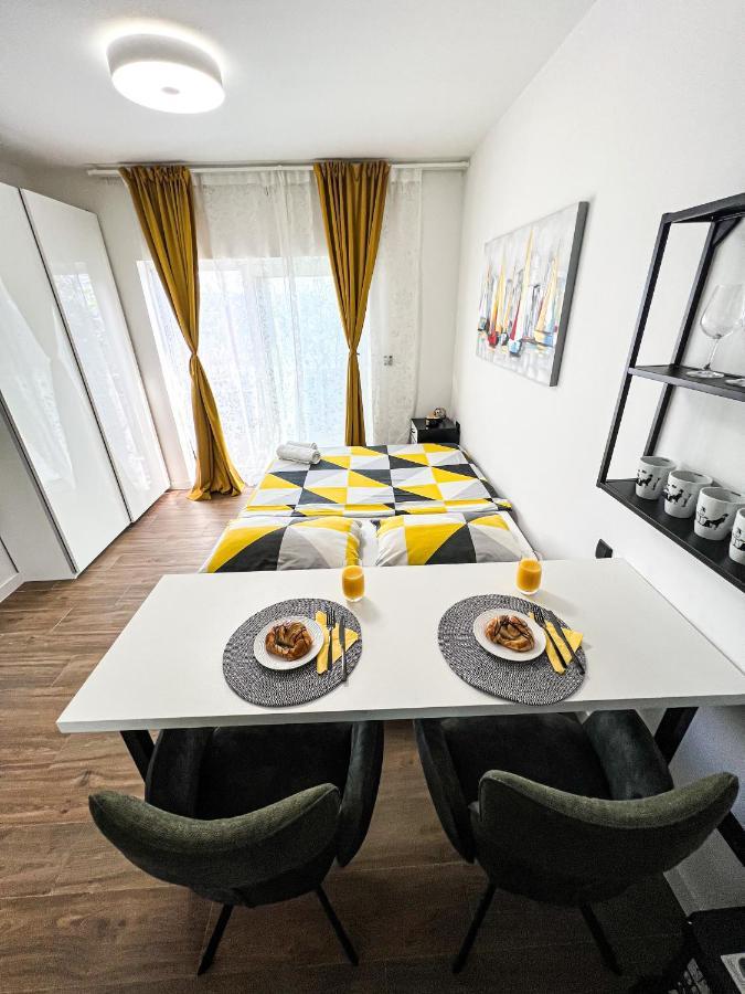 San-Studio Apartment ドゥギ・ラット エクステリア 写真